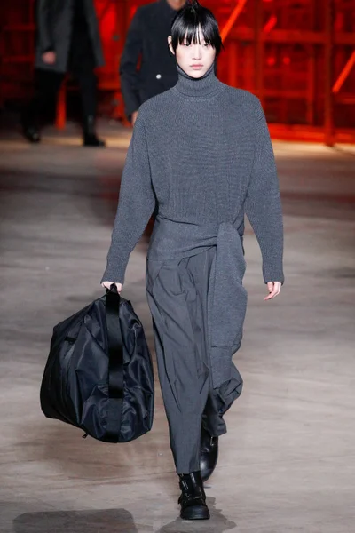 Look 34